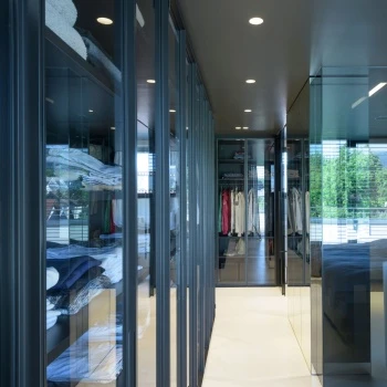 Porro - Play of reflections - Wien (Austria)