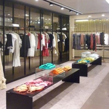 Porro, image:contract_immagini - Porro Spa - Sarto – La Valletta (Malta)