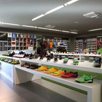 Porro, image:contract_immagini - Porro Spa - Free Time – Barzago, Lecco (Italy)