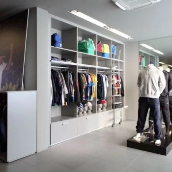 Porro, image:contract_immagini - Porro Spa - Free Time – Barzago, Lecco (Italy)