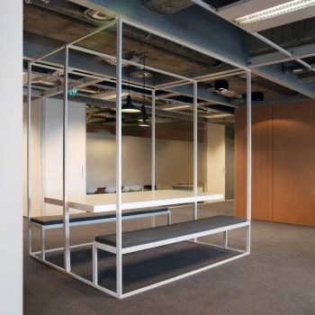 Porro, image:contract_immagini - Porro Spa - Office Building – Paris (France)