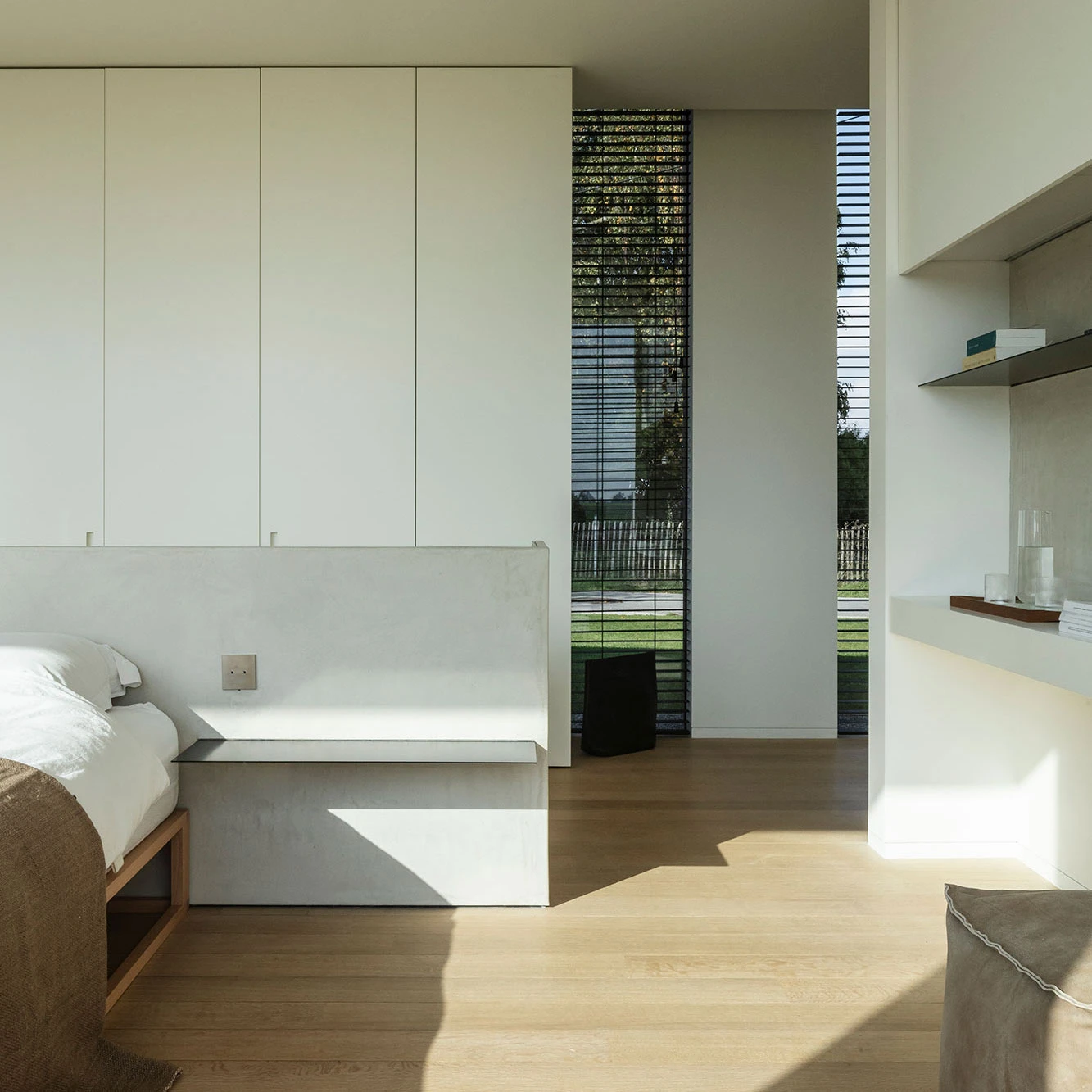 Porro, image:contract_immagini - Porro Spa - PORRO_Private-Villa-Belgio_Storage