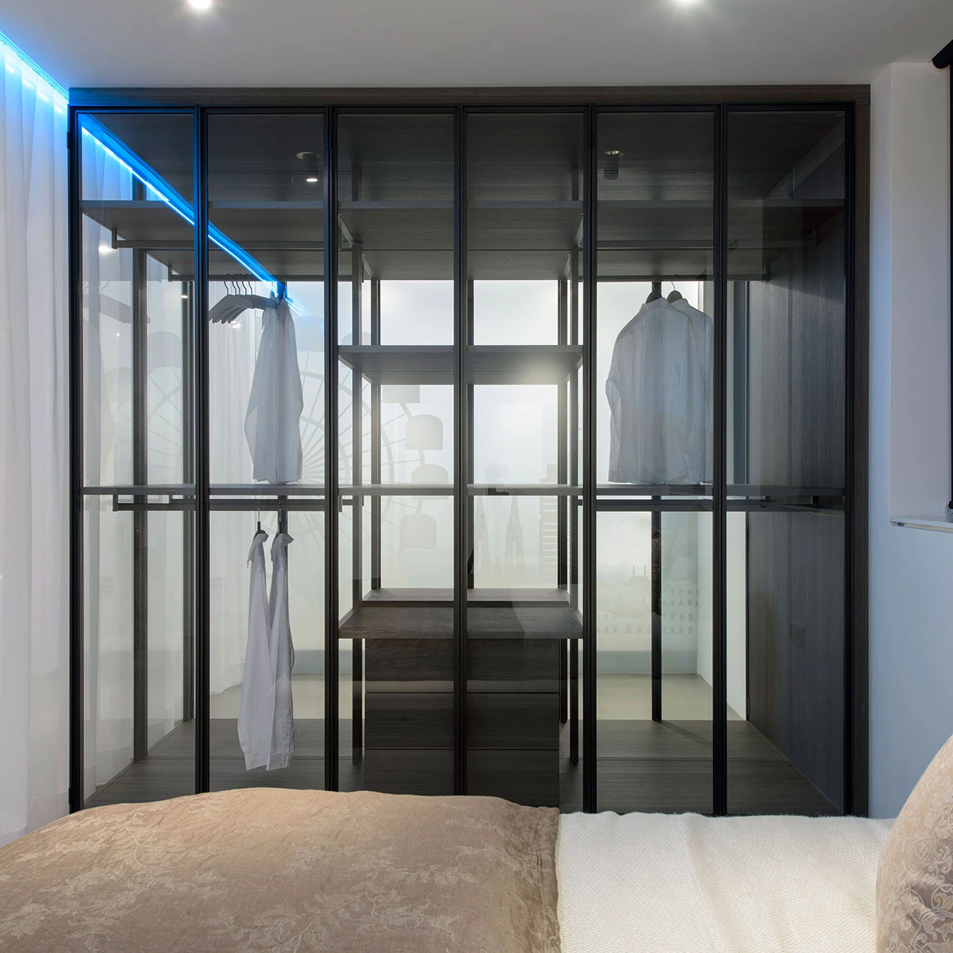 Porro, image:contract_immagini - Porro Spa - On Vienna's roofs