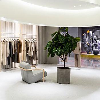 Porro, image:contract_immagini - Porro Spa - Lullaby for Gabriele Colangelo's boutiques in China
