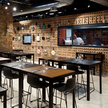 Porro, image:contract_immagini - Porro Spa - Porro for the Bo di Napoli restaurant in Barcelona