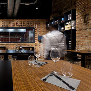 Porro, image:contract_immagini - Porro Spa - Porro per il ristorante Bo di Napoli a Barcellona