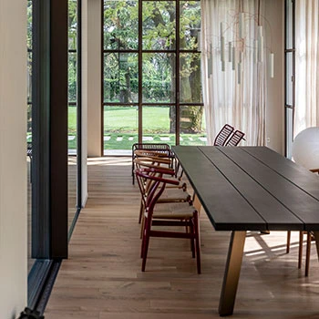 Porro, image:contract_immagini - Porro Spa - Single-family house with Porro design in the green of Franciacorta