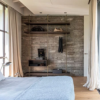 Porro, image:contract_immagini - Porro Spa - Single-family house with Porro design in the green of Franciacorta