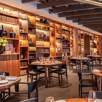 Porro, image:contract_immagini - Porro Spa - The charm of Italian design signed by Porro in the new Toscana Divino restaurant in Miami