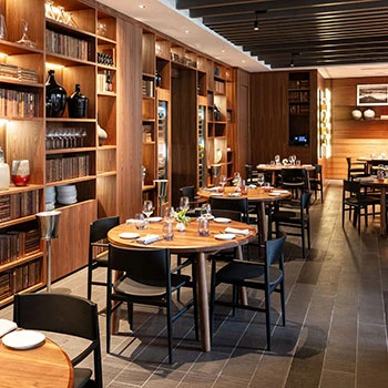 Porro, image:contract_immagini - Porro Spa - The charm of Italian design signed by Porro in the new Toscana Divino restaurant in Miami