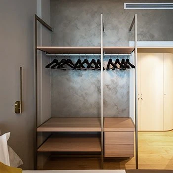 Porro, image:contract_immagini - Porro Spa - Porro's design captures the essence of Milanese style