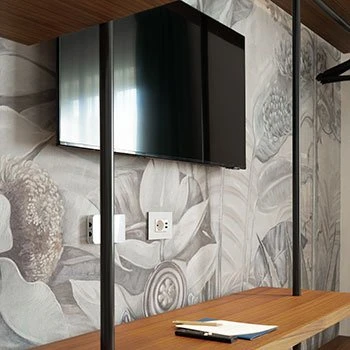 Porro, image:contract_immagini - Porro Spa - The Boutique Mast system for the suites of Palazzo Martinelli