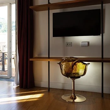 Porro, image:contract_immagini - Porro Spa - The Boutique Mast system for the suites of Palazzo Martinelli