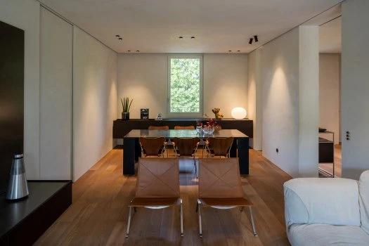 Porro, image:contract_immagini - Porro Spa - Renovation viale Campanini Parma