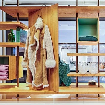 Porro, image:contract_immagini - Porro Spa - Porro brings its design to the Sportalm store in Munich