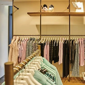 Porro, image:contract_immagini - Porro Spa - Porro brings its design to the Sportalm store in Munich