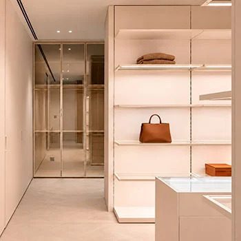 Porro, image:contract_immagini - Porro Spa - Il guardaroba Porro per una villa privata a Shenzhen