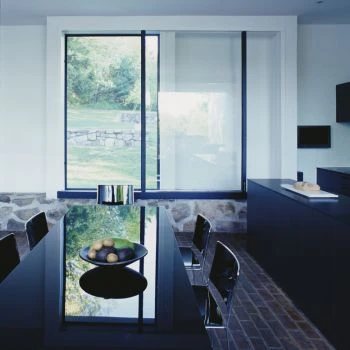 Porro, image:contract_immagini - Porro Spa - P.04 table and Spindle chairs