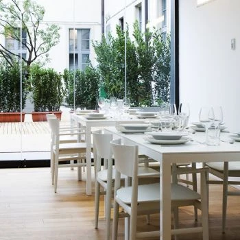 Porro, image:contract_immagini - Porro Spa - Neve Chairs, Fractal tables