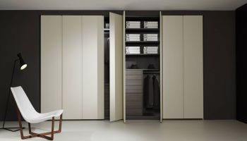 Porro - Storage: Riff hinged doors