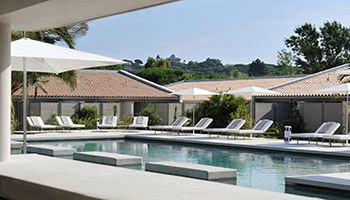 Porro - Travel Escapes