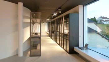 Porro - Inaugurazione del nuovo showroom Steininger - evento “Beyond the ordinary” con Piero Lissoni 