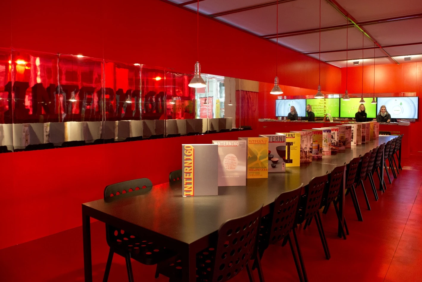 Porro, image:news_immagini - Porro Spa - The Fractal tables for the booth of Interni at Salone del Mobile