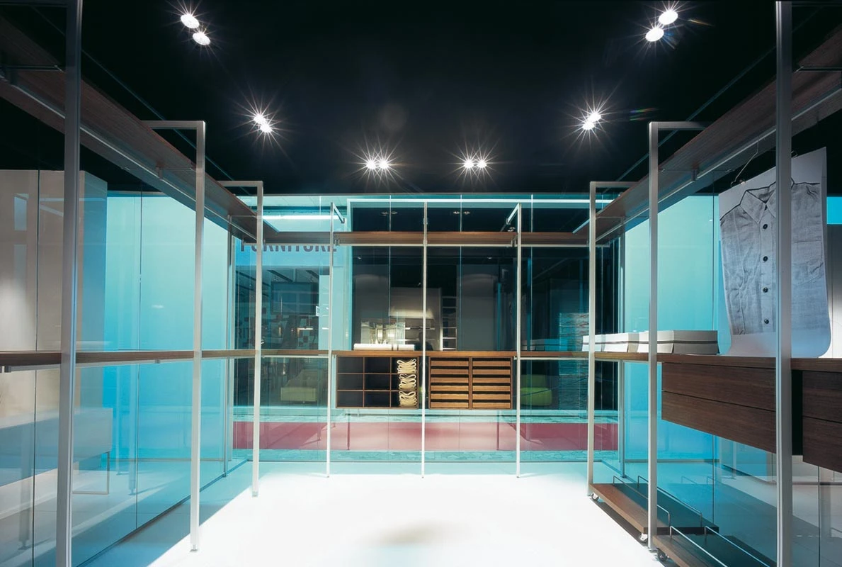 Porro, image:news_immagini - Porro Spa - Salone del Mobile Milan 2005. The value of detail