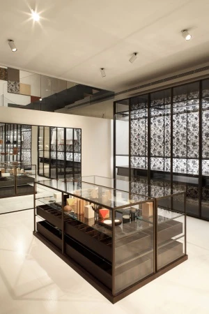 Porro, image:news_immagini - Porro Spa - GEOMETRIC ROMANTIC – FLOWER POWER