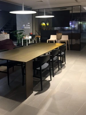 Porro, image:news_immagini - Porro Spa - KUYSEN FURNITURE new showroom opening in Manila