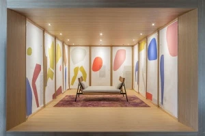 Porro, image:news_immagini - Porro Spa - Traveller in the &ldquo;Ordine Gigante&rdquo; installation by GamFratesi at Cantiere Galli Design in Rome