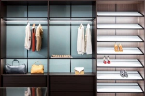 Porro, image:news_immagini - Porro Spa - New Porro 2018 advertising page: night