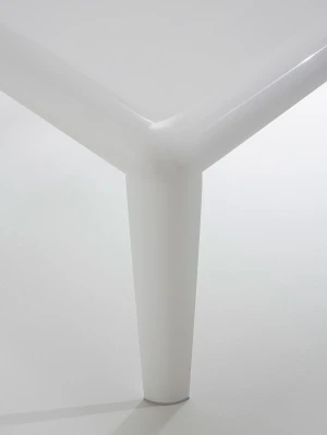 Porro, image:news_immagini - Porro Spa - <p>FERRO TABLE @ LISSONI INC. STUDIO, NEW YORK CITY</p>