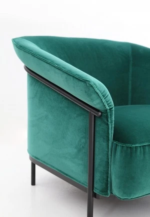 Porro, image:news_immagini - Porro Spa - Kite armchair in green velvet