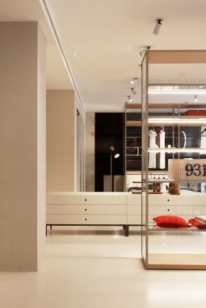 Porro, image:news_immagini - Porro Spa - 2021 News: Storage wardrobes and dressing rooms by Piero Lissoni + Porro Research Centre - Interview