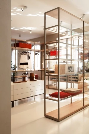 Porro, image:news_immagini - Porro Spa - 2021 News: Storage wardrobes and dressing rooms by Piero Lissoni + Porro Research Centre - Interview