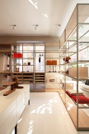 Porro, image:news_immagini - Porro Spa - 2021 News: Storage wardrobes and dressing rooms by Piero Lissoni + Porro Research Centre - Interview