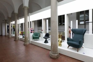 Porro, image:news_immagini - Porro Spa - Romby armchair on auction to support RFK Italia