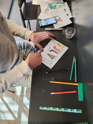 Porro, image:news_immagini - Porro Spa - PorroLondon - Live performance by illustrator Tommaso Nava/ Sfelab