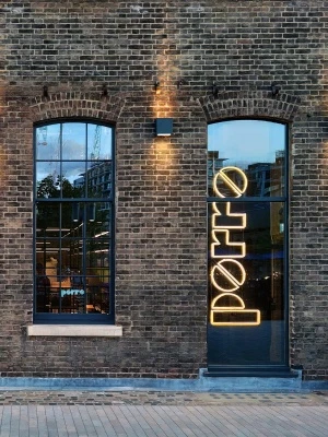 Porro, image:news_immagini - Porro Spa - Cocktail e cena per l&rsquo;inaugurazione della mostra Unseen Collaborations