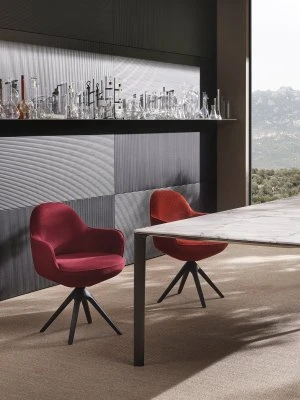 Porro, image:news_immagini - Porro Spa - Romby armchair, design GamFratesi 2023