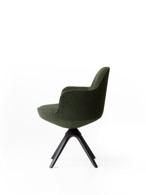 Porro, image:news_immagini - Porro Spa - Romby armchair, design GamFratesi 2023
