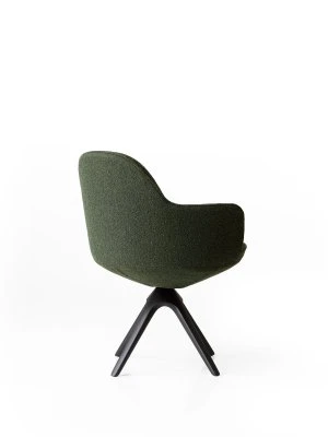 Porro, image:news_immagini - Porro Spa - Romby armchair, design GamFratesi 2023