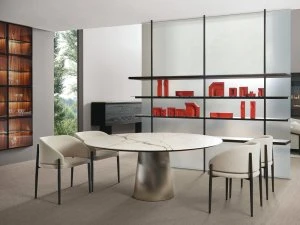 Porro, image:news_immagini - Porro Spa - Materic table + Frank chairs