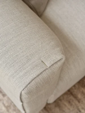 Porro, image:news_immagini - Porro Spa - Moulage Sofa, design Francesco Rota 2025