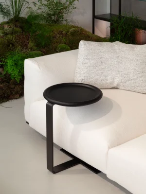 Porro, image:news_immagini - Porro Spa - Moulage and Tobu sofas, Design by Francesco Rota