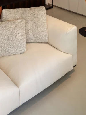 Porro, image:news_immagini - Porro Spa - Moulage and Tobu sofas, Design by Francesco Rota