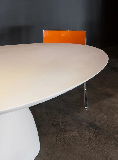 Porro, image:prodotti - Porro Spa - Ellipse Table