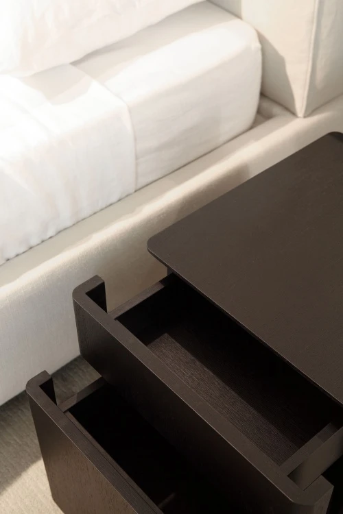 Porro, image:prodotti - Porro Spa - Comodino Byron