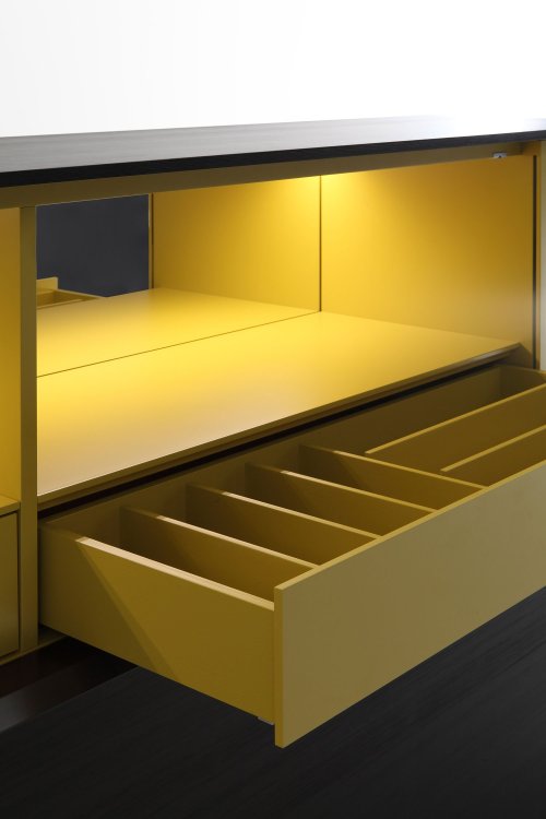 Porro, image:prodotti - Porro Spa - Gallery low cupboard